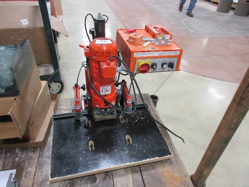 Hinge boring machine