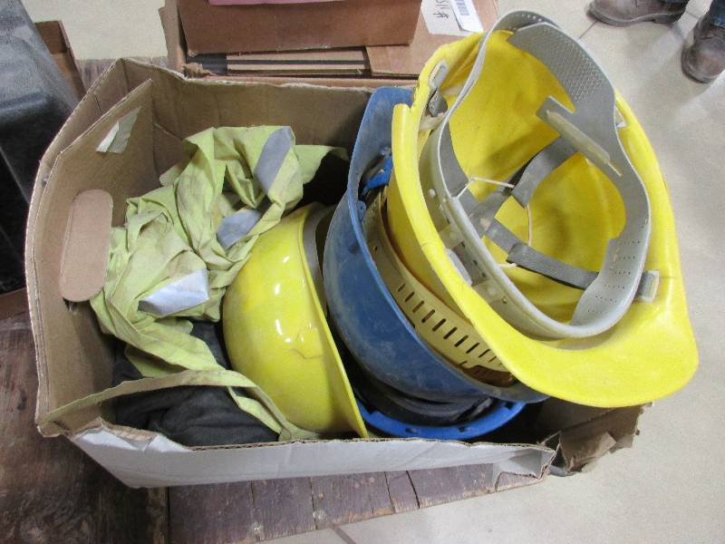 Hardhats & vests