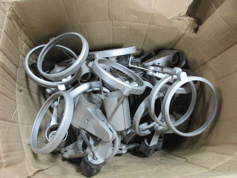 Track lighting fixtures