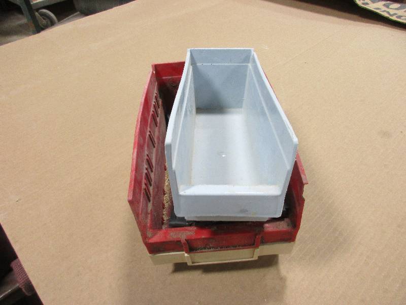 Storage bins