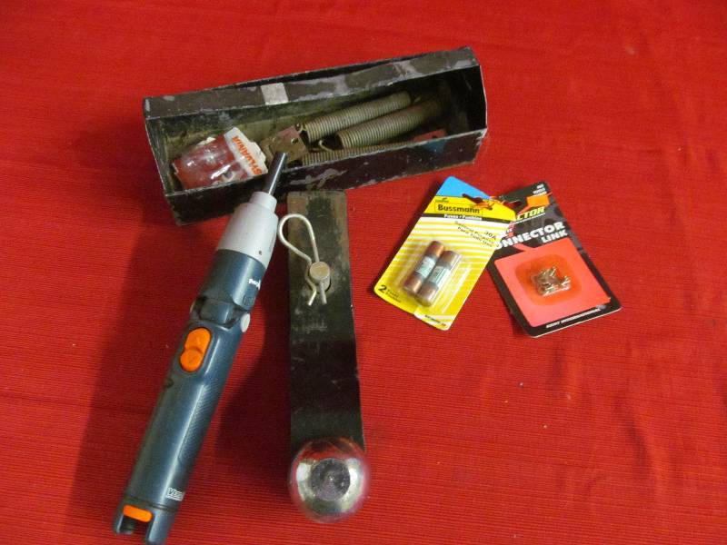 lot 11 image: tools