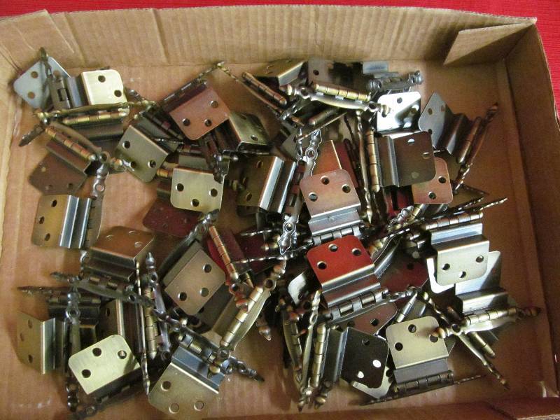 lot 12 image: cabinet hinges