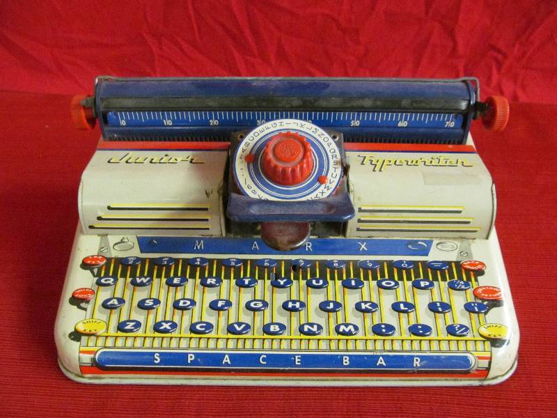 lot 22 image: vintage toy