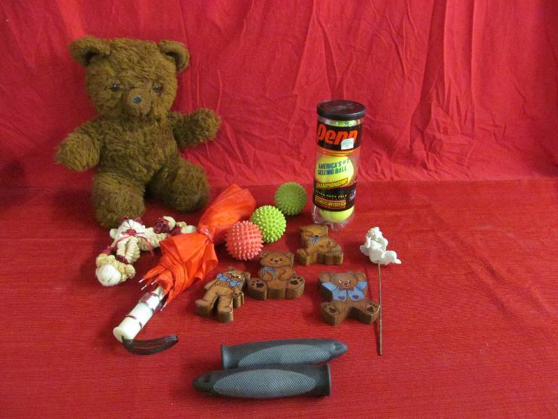 lot 62 image: vintage toy