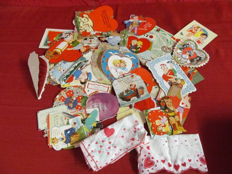 lot 73 image: vintage greeting cards