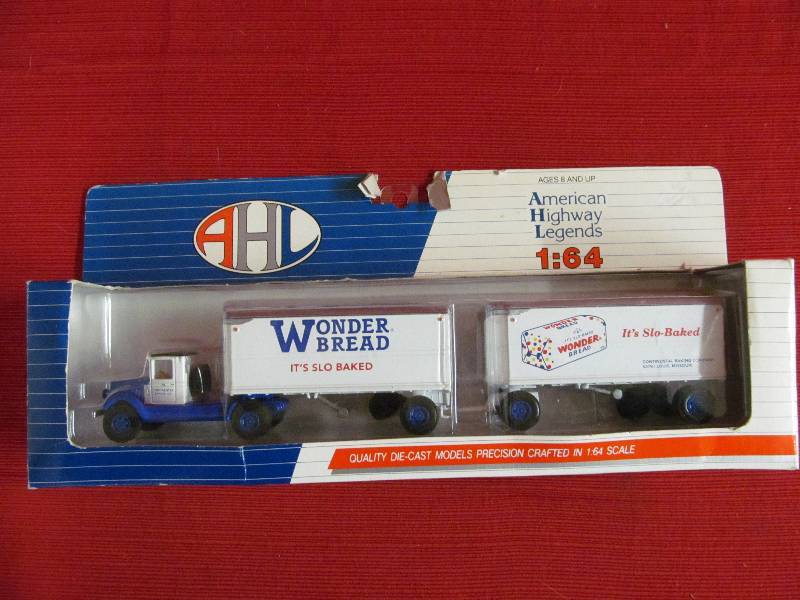 lot 142 image: collectable toy