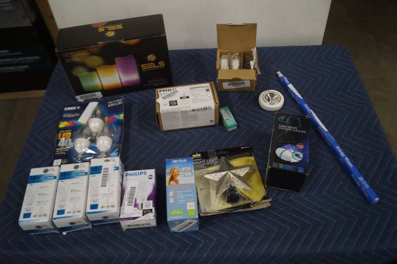 Assorted Light Bulbs