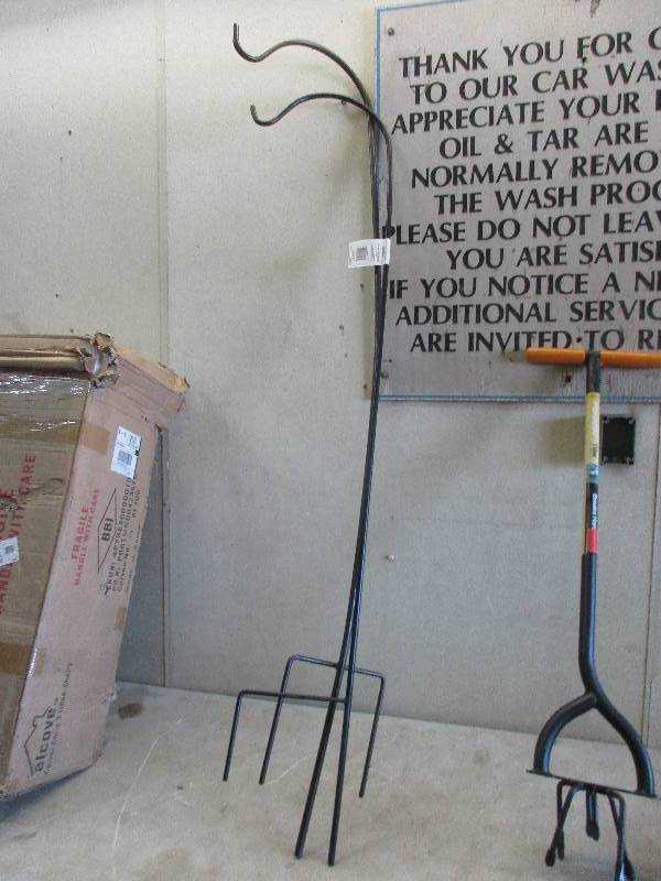 2 shepards hooks