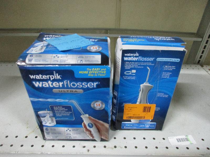Water flossers