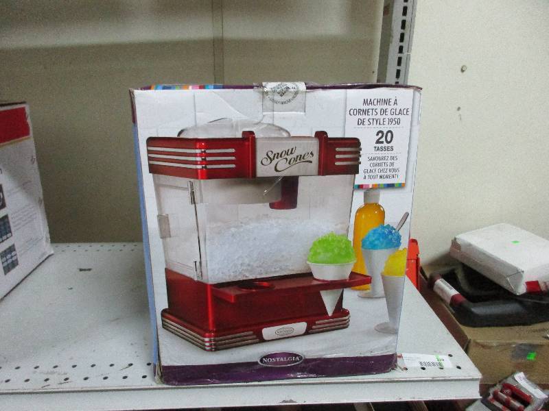 Snowcone machine
