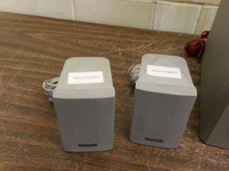 lot 29 image: Panasonic 5.1 Speaker Set