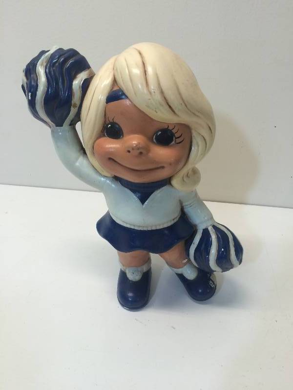 Ceramic Hockey Figurines wCheerlead and More