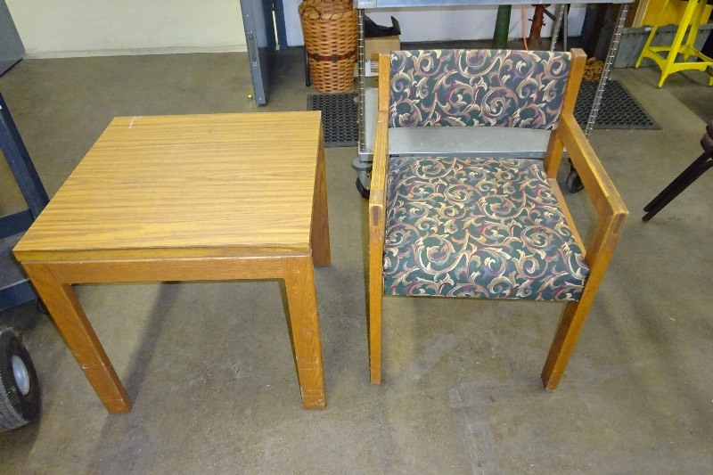 End Table & Chair