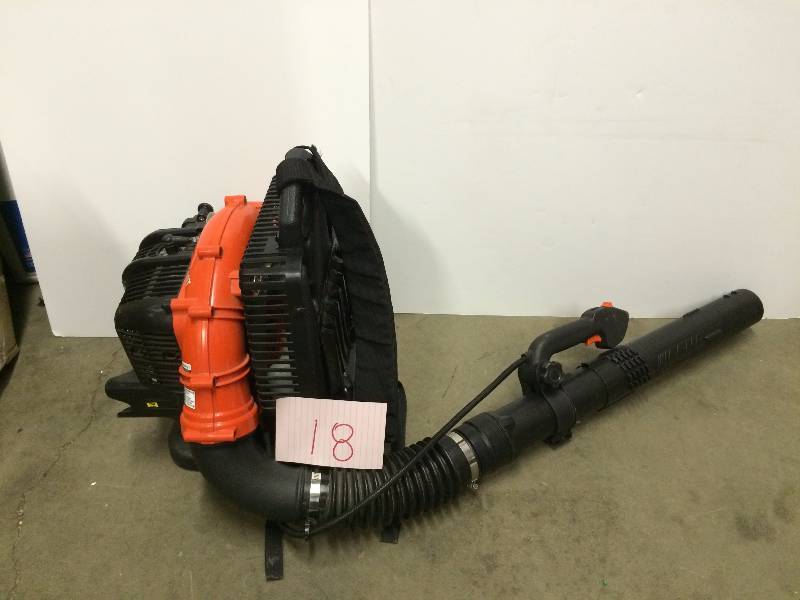 lot 18 image: Echo 195 mph 465 CFM Gas Blower Like New Tested works well Model PB-500T