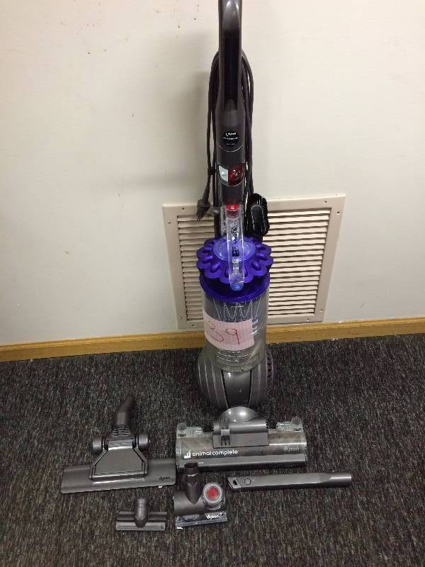 lot 39 image: Dyson DC 40 used tested works
