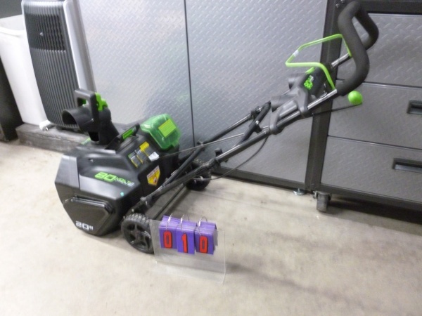 SnS Auctions # 199 die cast & tools.