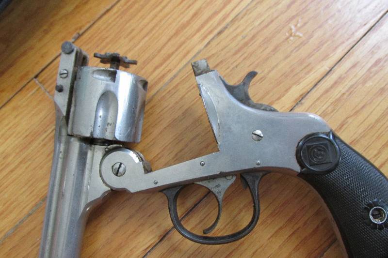 Harrington & Richardson Revolver, Patent 1896 Modern And Antique