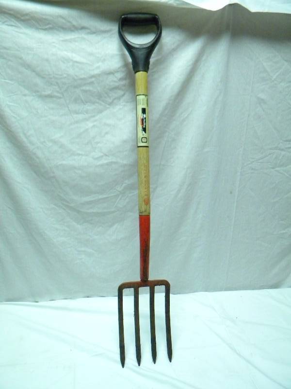 lot 231 image: Digging Fork