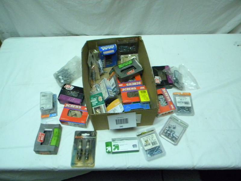 lot 242 image: Hardware Lot