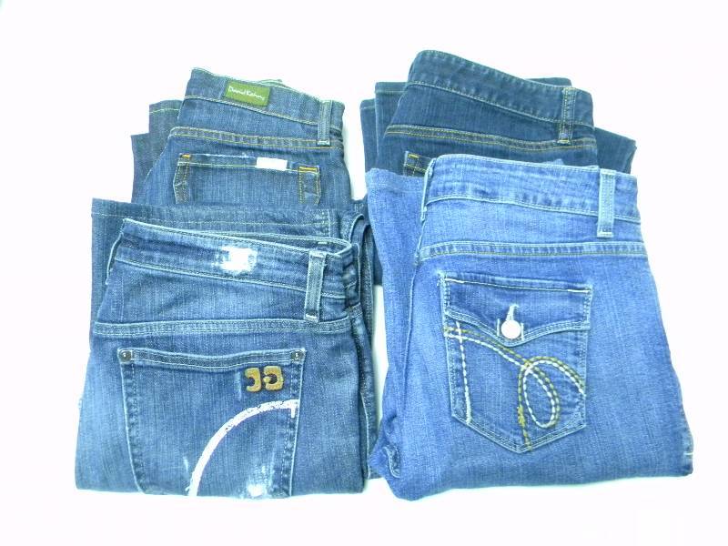 lot 311 image: Womens Jeans Lot