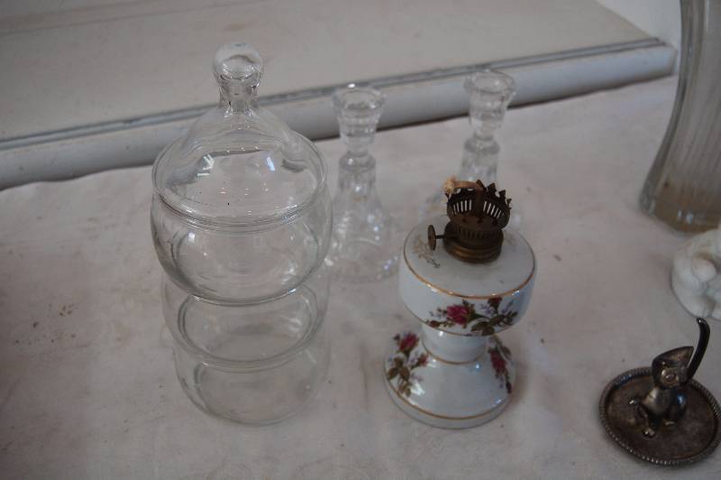 Cats and Glasswear