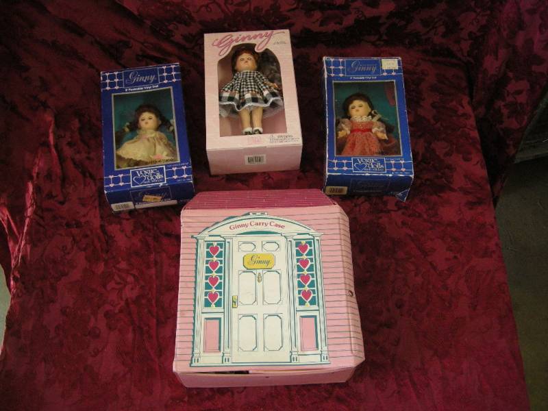 Ginny Dolls & Carry Case