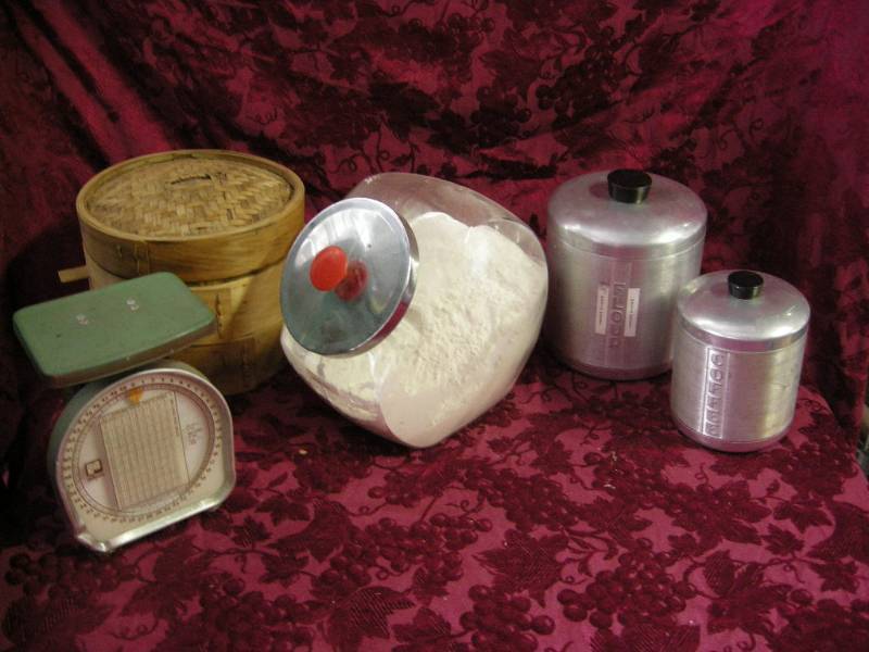Vintage Kitchen Items