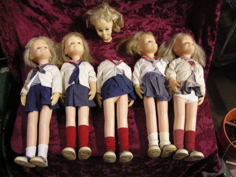 5 Charmin Chatty Dolls