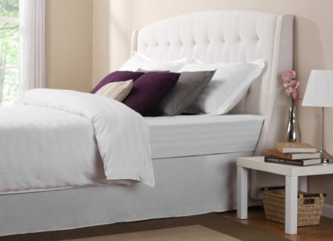 lot 155 image: Roma Tufted Wingback Headboard - Oyster (FullQuee