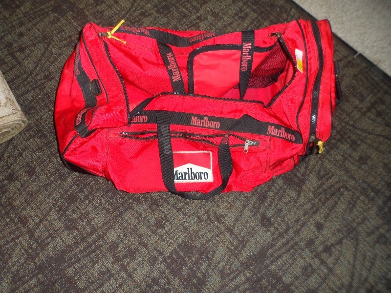 lot 21 image: Marlboro Bag