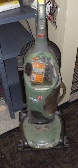 lot 60 image: Hoover Savvy Vacuum Cleaner