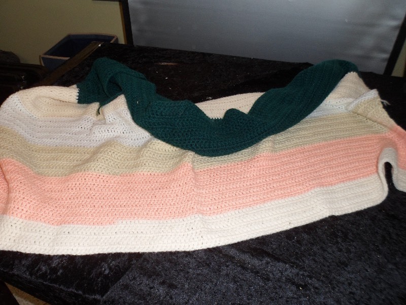 lot 63 image: Handmade Throw