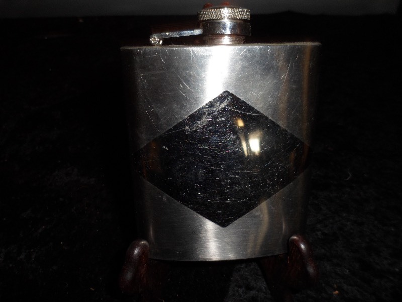 lot 111 image: Stainless Steel 8oz Flask