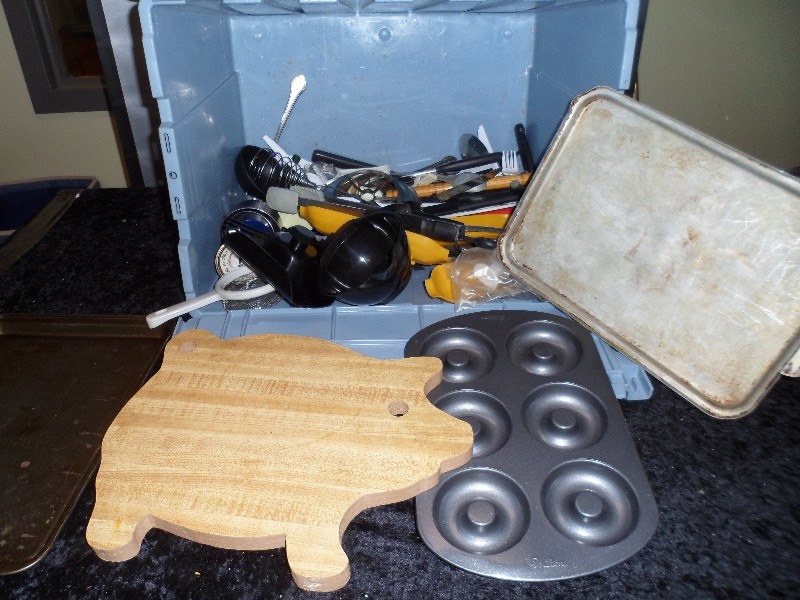 lot 118 image: Large Kitchen Lot