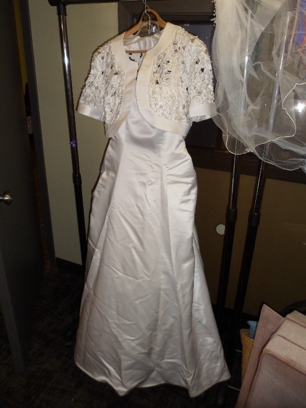lot 120 image: Alfred Angelo Wedding Dress