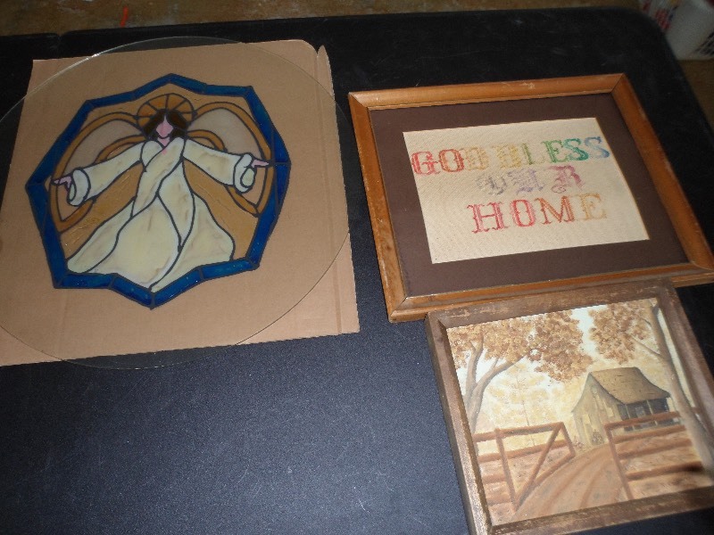 lot 142 image: 3 Misc. Pictures