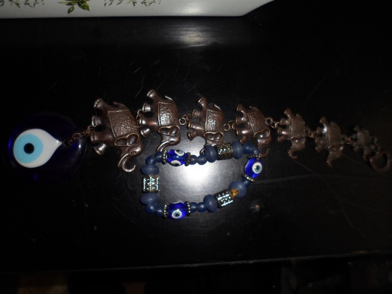 lot 155 image: Elephant Necklace & Bracelet