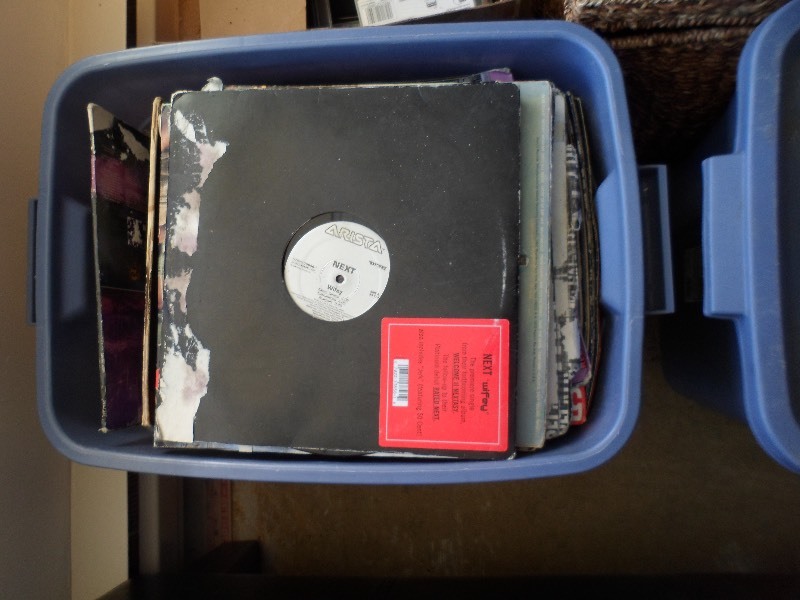 lot 169 image: Large Tub of Albums