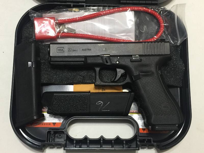 Glock 22 Gen 4 Semi-auto .40 cal Pistol