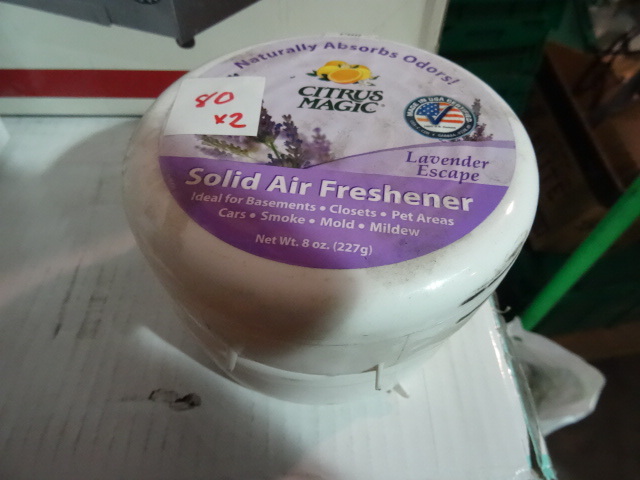 NEW Qty 2 Citrus Magic Solid Air Freshener Naturally Absorbs Odor Lavander Escape Fragrence