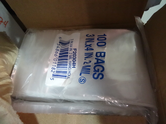 New Box Qty 1000 Poly Seal Top (zip lock) Bags 3x4 in 2 mil