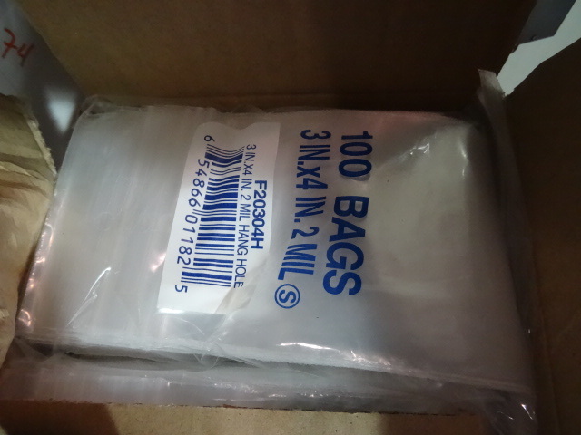 New Box Qty 1000 Poly Seal Top (zip lock) Bags 3x4 in 2 mil