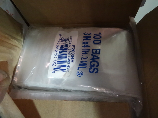 New Box Qty 1000 Poly Seal Top (zip lock) Bags 3x4 in 2 mil