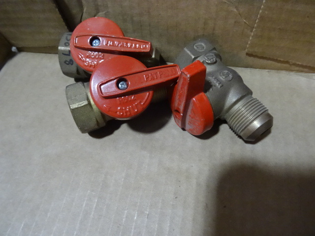 NEW Qty 3 Brass Ball Valves 3  4 in