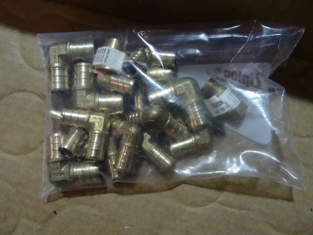NEW Qty 15 PEX Brass Elbow Connectors