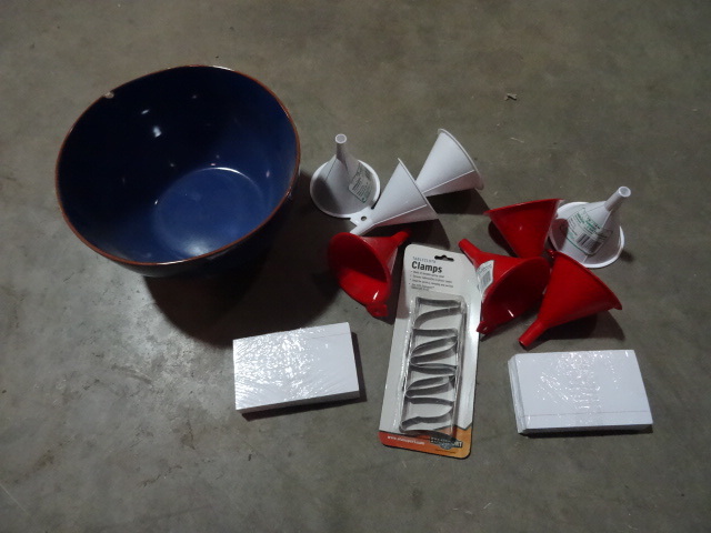 NEW Kitchen Lot incl. Large Ceramic Bowl, Small Funnels, Index Recipe Cards and Table Cloth Clamps