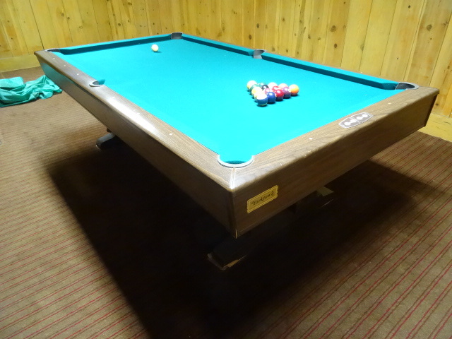 York Town pool table
