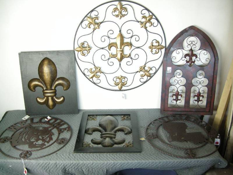 Fleur-de-Lis Metal Items