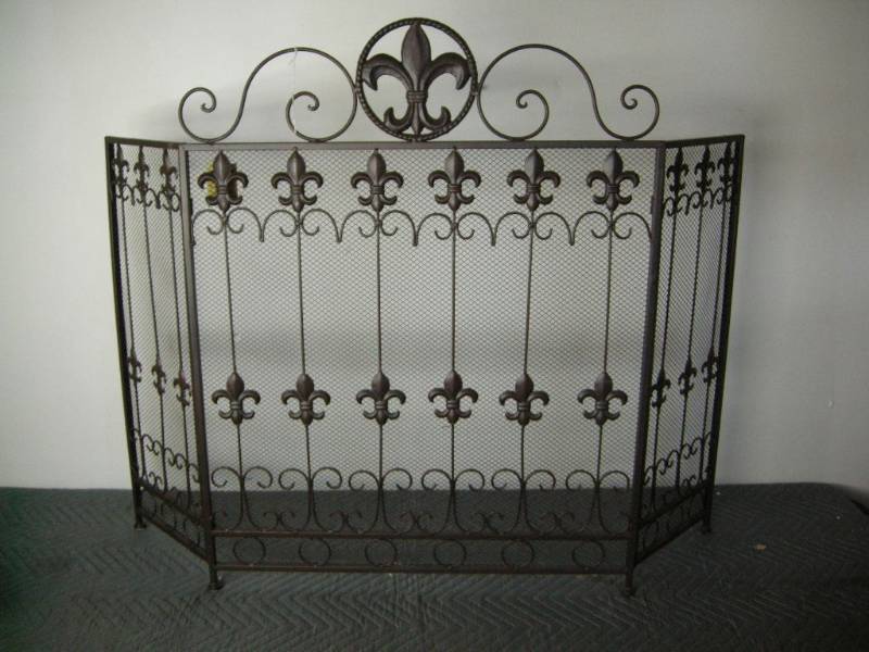 Fleur-de-lis Fireplace Screen