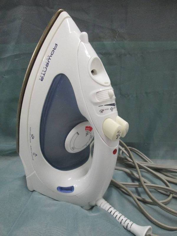 lot 6 image: Rowena Act Press Iron...